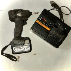 Máy khoan Pin zin 6a cầm tay Hitachi Nhật ( không chổi than) 508216