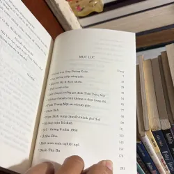 II Văn Học: Trân Trọng Một Con Người Huyền Thoại - Nguyễn Quang Hà - 2003 785616