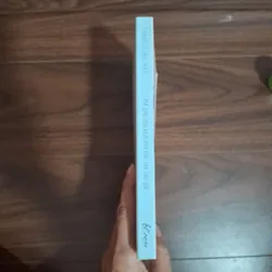 Thế giới nhỏ xinh như bàn tay con gái  723225