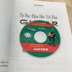 TỰ HỌC ĐỆM HÁT VỚI ĐÀN GUITAR ( kèm đĩa CD) 975831