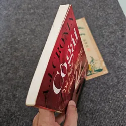 Cô gái và hoa cẩm chướng 734461