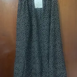 Chân váy chấm bi- size s- cạp chun- có túi- còn mác 558366