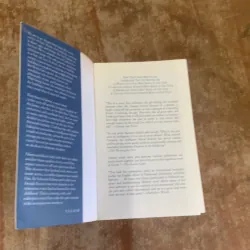 THE ELEGANCE OF THE HEDGEHOG - MURIEL BARBERY 761586