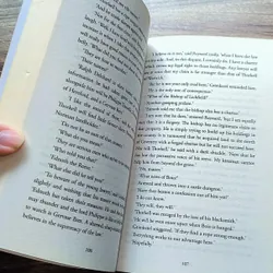 Marston, Edward Marston Edward - The Foxes of Warwick: An action-packed medieval mystery 723007