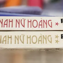 Trọn bộ 2 tập 950 trang tiểu thuyết NỮ HOÀNG HANNAH 

Tác giả: Paul-Loup Sulitzer 708043