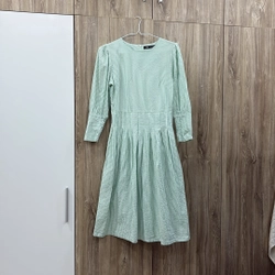 Đầm dạo phố Zara size S ( 48kg đổ lại, eo 68) là mặc đẹp 