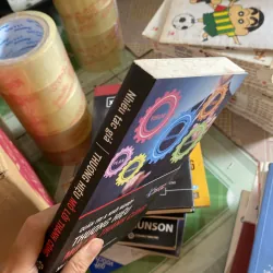 Quản trị và khởi nghiệp thương hiệu mở lối thành công  800932