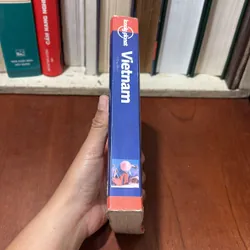 II English Books: Vietnam _ Includes Special Section On Vietnamese Cuisine 726957