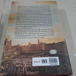 Quảng trường và tòa tháp (mới tinh) 790125