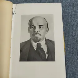 VỀ CUỘC CÁCH MẠNG XÃ HỘI CHỦ NGHĨA THÁNG MƯỜI VĨ ĐẠI 688753