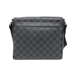 Túi xách vai Louis Vuitton Damier Graphite District PM N41028 613776