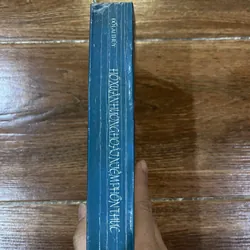 Hồ Xuân Hương Hoài niệm phồn thực - Đỗ Lai Thuý (k4) 708193