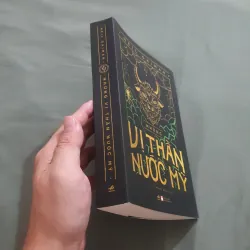 NHỮNG VỊ THẦN NƯỚC MĨ - Neil Gaiman 790742