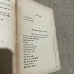 HỒI NHỎ CÁC NHÀ VĂN HỌC VĂN - DƯƠNG THU HƯƠNG- Ý NHI- 574584