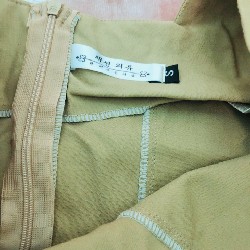 ĐẦM CỔ VEST - MÀU NUDE - SIZE S 24396