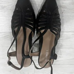 BENEBIS Giày Nữ Size 21.5cm Màu Đen Gót Cao 5cm 990095