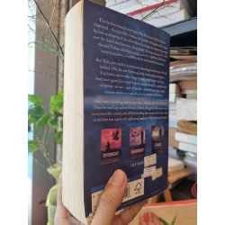 DIVERGENT TRILOGY : Divergent | Insurgent | Allegiant - Veronica Roth 174730