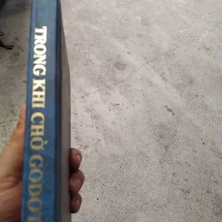 Trong khi chờ Godot của Samuel Beckett 1028021