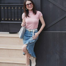 Chân váy jean sz S mặc vài lần 189353