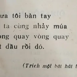 VÒNG QUAY CỦA CHUỖI HỒNG NGỌC - VH Tây Ban Nha

(NXB Công An Nhân Dân) 709000