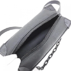 Túi đeo vai Louis Vuitton Taiga Màu cầu vồng Mini Soft Trunk M30351 612877