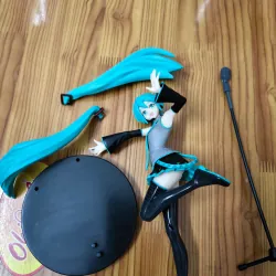 [Figure] Mô hình Hatsune Miku 1025545