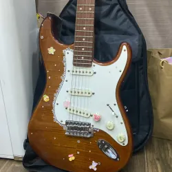 Guitar điện Fresher Mercury màu nâu