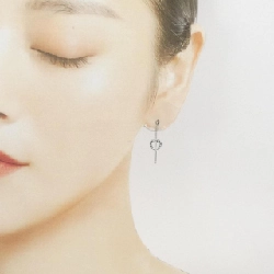 K14WG Bông tai kim cương hình trái tim - Hàng hiệu Authentic 866191