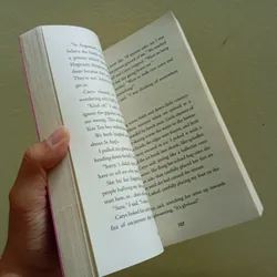 Girl, sách ngoại văn tiếng Anh, english book, tiểu thuyết  596205