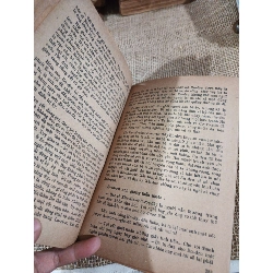 Thành trì - A.J.Cronin 1985 mới 70% ố rách mép(Văn học nước ngoài) HLSC2404 1028455