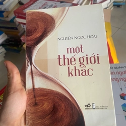 Đủ loại sách ạ .  478976