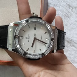 Đồng hồ Hublot 9352