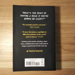 Sách the hate u give (Bản tiếng anh ) 797109