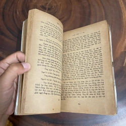 II Tựa sách: Ngày Thứ 7 U Ám (Tiểu thuyết) - Trần Văn Tuấn - 1988 462888