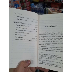 Tuổi 20 những năm tháng quyết định cuộc đời bạn - Meg Jay - PhD - 2017 mới 80% ố - KỸ NĂNG - HCM0111 920667