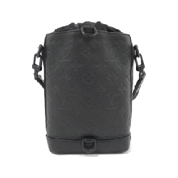 Túi xách vai Louis Vuitton Monogram Shadow Noé Sling M82248 612991