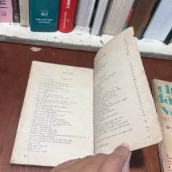 II Văn Học Việt Nam: Chuyện Làng Văn _ Việt Nam Và Thế Giới (2 Tập) - 1987 752314