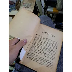 Người vợ người tình mới 60% mất bìa rách trang lót, nội dung còn đọc được Văn học nước ngoài HCM1709 559892