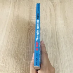 BÍ MẬT TÀU NGẦM NGUYÊN TỬ KURSK 1029967