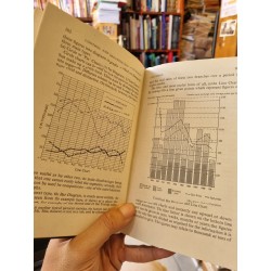 A COMMERCIAL COURSE FOR FOREIGN STUDENTS (Vol 1) - Eckersley & Kaufmann (1965) 149752