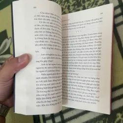 Đi Tìm Nhân Vật Tạ Duy Anh New 70% (ố ẩm cong) (Hoi) 66019