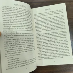 Misery - Stephen King - NEW  1000038