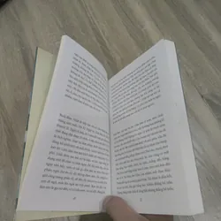 Những Ngã Tư Và Những Cột Đèn - Trần Dần 732159