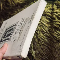 Thông thái và số phận 1020160