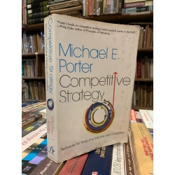 Competitive Strategy - Michael E. Porter