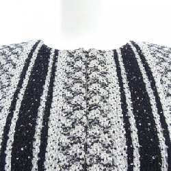 Áo khoác không cổ CHANEL P50631V37559 628895