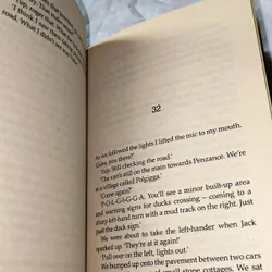 Sách tặng kèm khi khách mua bất kỳ sản phẩm nào của shop: Andy McNab - Line of Fire 732558