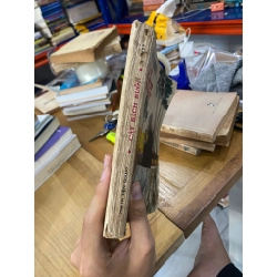 Cây bách buồn - Agatha Christie 523712