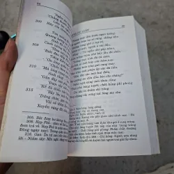 Truyện kiều tác phẩm và dư luận  995175