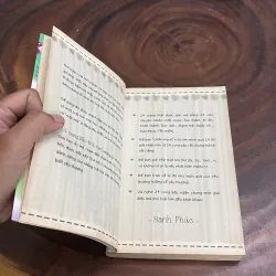 II Tựa Sách: 24 Cung Bậc Trái Tim - Trang Thơ, Lâm Moon, Xuân Oanh, Thẩm Quỳnh Trân - 2014 976287